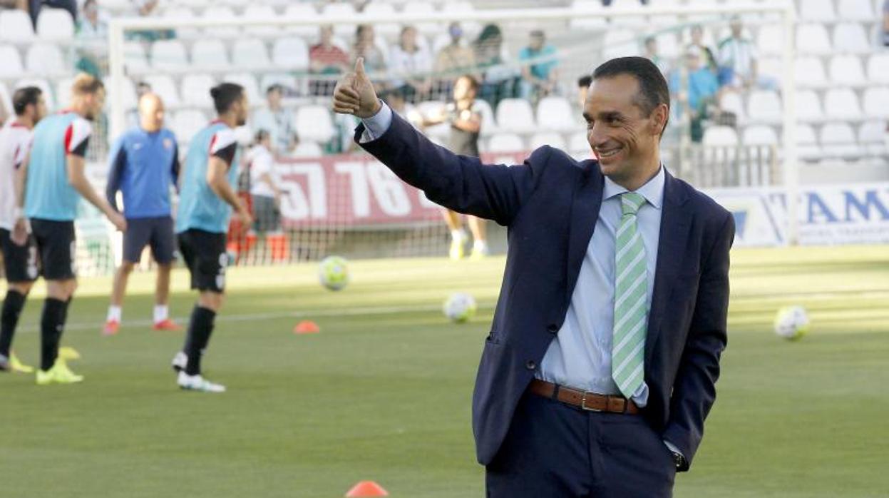 José Luis Oltra, en su etapa como entrenador del Córdoba CF