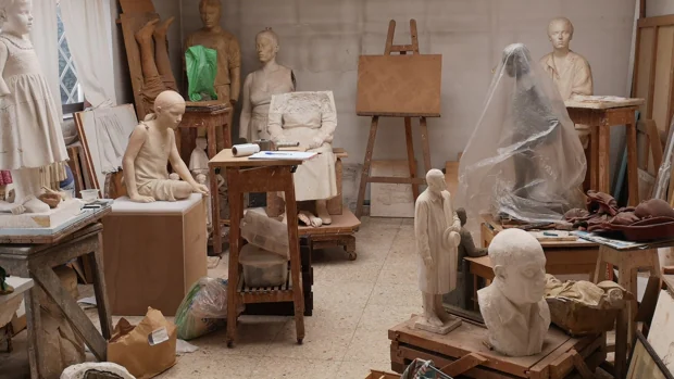 El realismo madrileño del escultor Francisco López también se muda a Almería