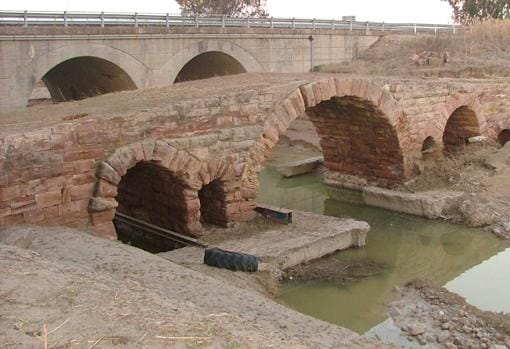 El Puente Romano de Villa del Río ha salido de la Lista Roja tras su restauración