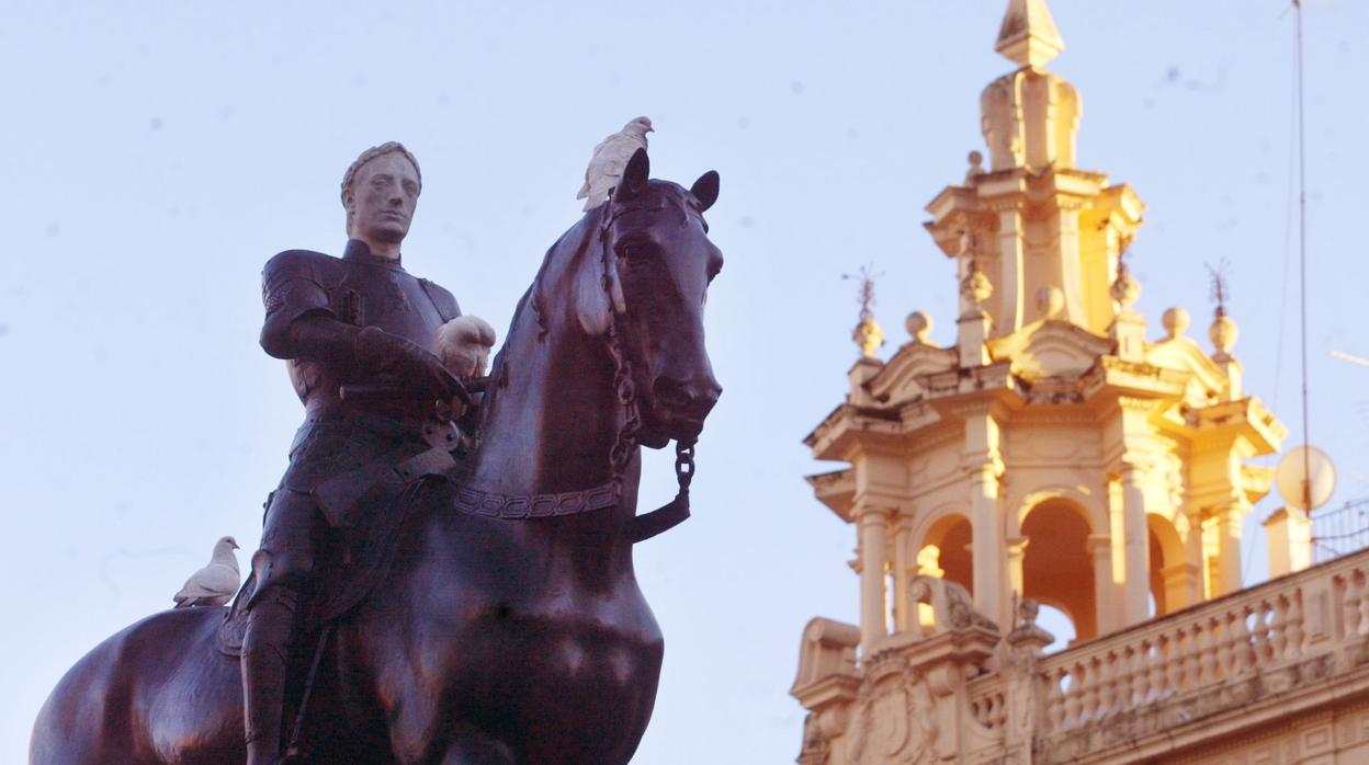 Estatua del Gran Capitán en las Tendillas