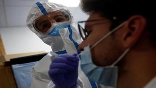 Andalucía encadena ya tres días por debajo de 800 contagios de coronavirus