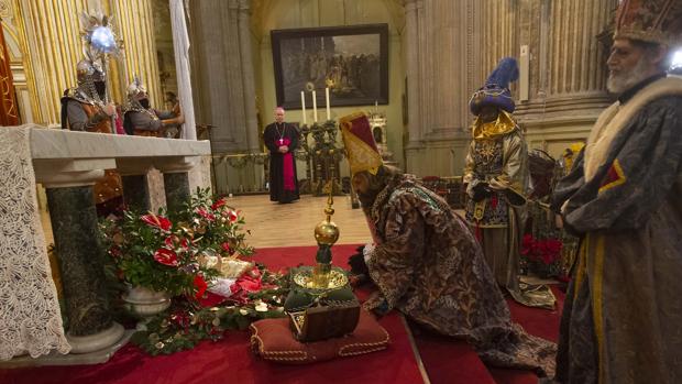 Los Reyes Magos visitan Málaga a puerta cerrada