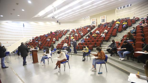 Exámenes presenciales en la Universidad de Córdoba y Loyola | Las 22 nuevas recomendaciones de Salud