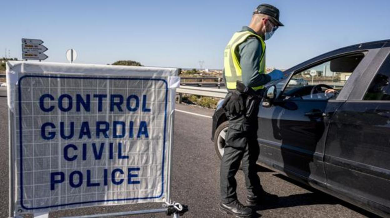 La Guardia Civil en un control perimetral