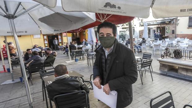 Los hosteleros acatan las nuevas medidas «por la salud de los andaluces»