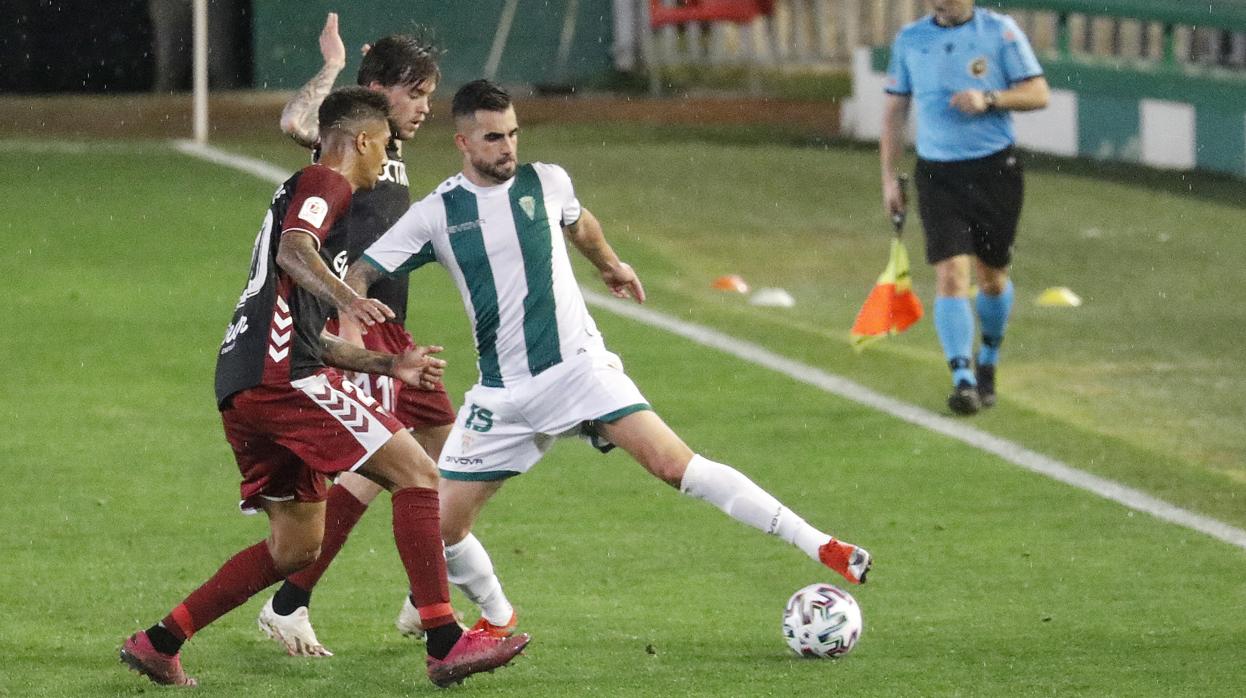 Alain Oyarzun, en el partido del Córdoba CF ante el Albacete en Copa del Rey