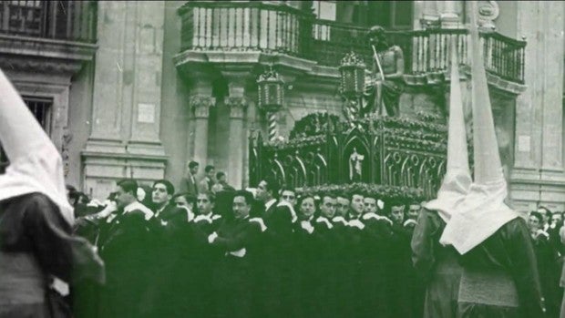 La Agrupación de Cofradías de Málaga cumple un siglo: así es el avance del documental sobre su historia