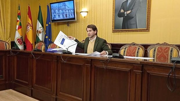 El presupuesto del Ayuntamiento de Cabra crece un 5% para rozar los 22 millones