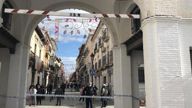 Terremoto en Granada: «Nos abrazamos dos clientas y la boticaria del susto»