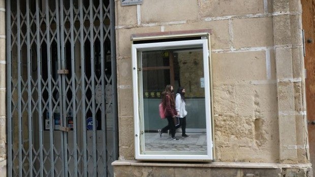 Málaga y Dos Hermanas presentan tasas de incidencia Covid para el cierre de la actividad no esencial