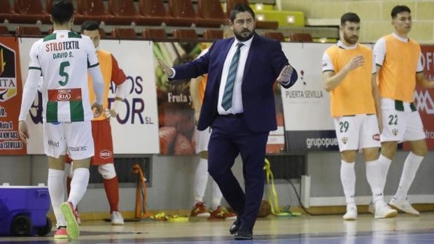 Josan González, entrenador del Córdoba Patrimonio: «El partido ante el UMA será a vida o muerte»