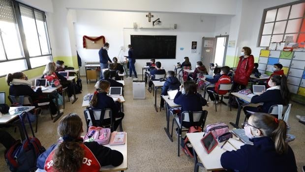 Escuelas Católicas acusa a la Junta de incumplir sus promesas de concertar el Bachillerato