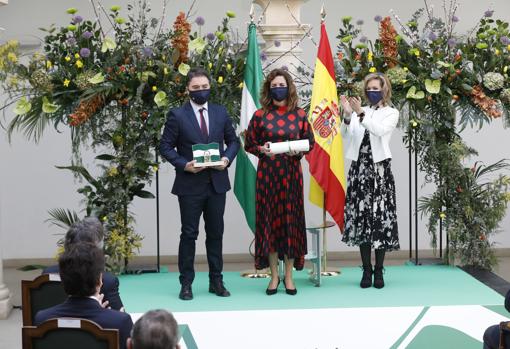 La directora del Conservatorio de Danza Luis del Río, Lucía Luque, en el acto