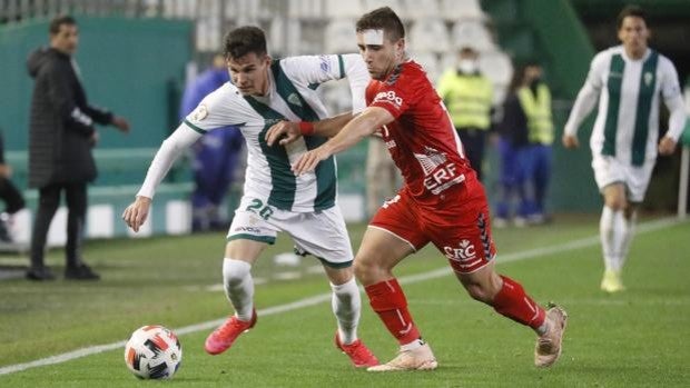 El camino de los rivales del Córdoba CF en dos partidos a vida o muerte