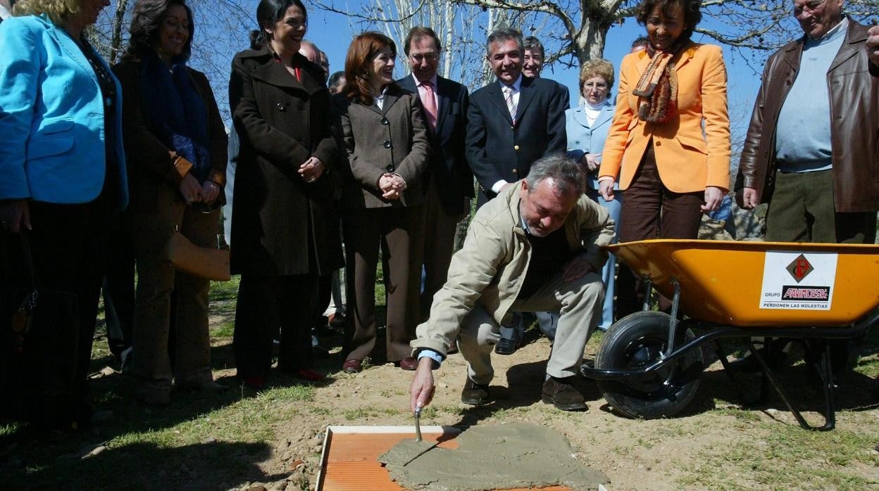 Acto de colocación de la primera piedra del Parque de Levante el 10 de marzo de 2006