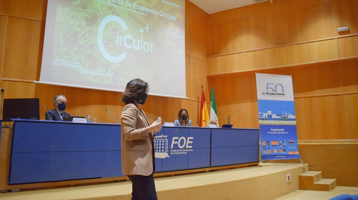 Un momento de la presentación de la actividad de la compañía en la sede de la FOE en Huelva