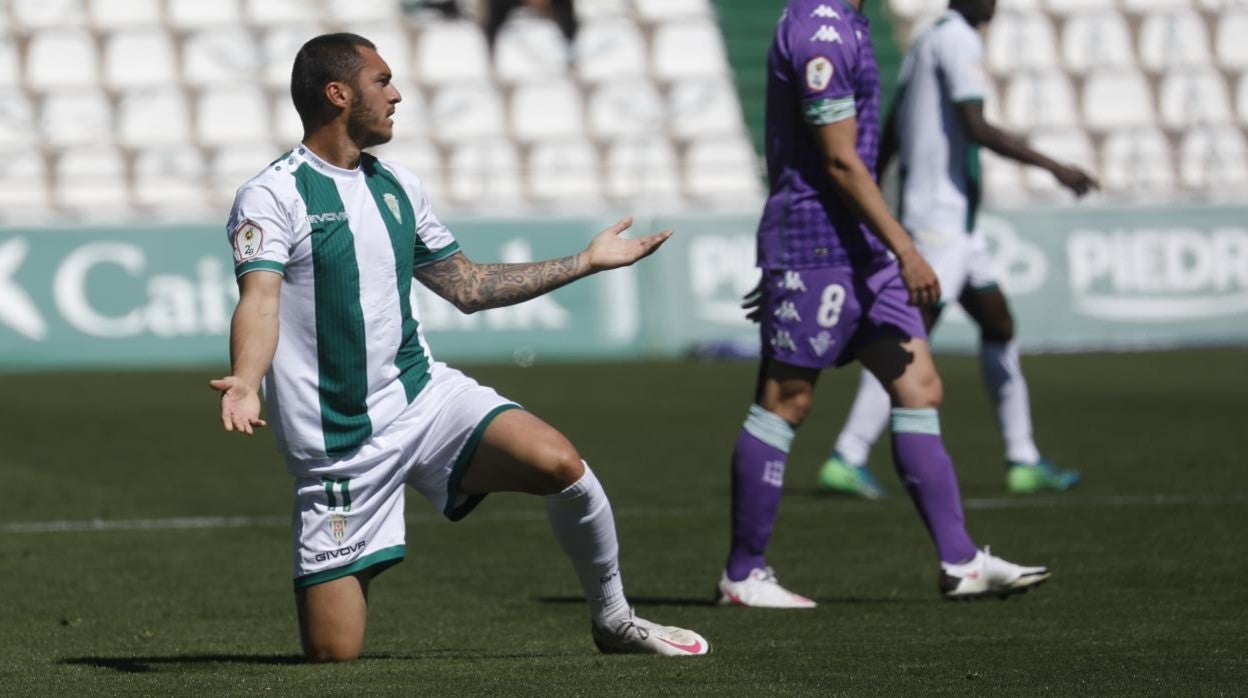 Moutinho reclama una acción sobre el césped de El Acángel