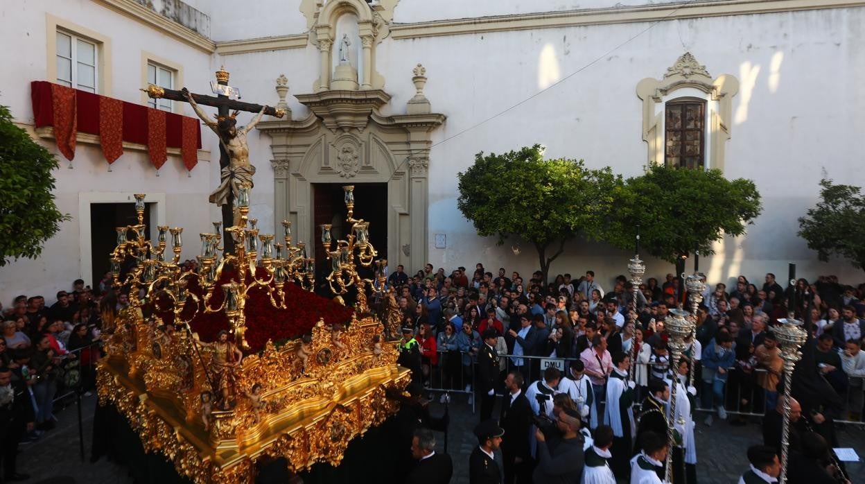 Salida procesional de Vera-Cruz