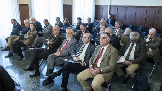 La Fiscalía del Supremo también sostiene que las empresas «se lucraron» con las ayudas del caso ERE