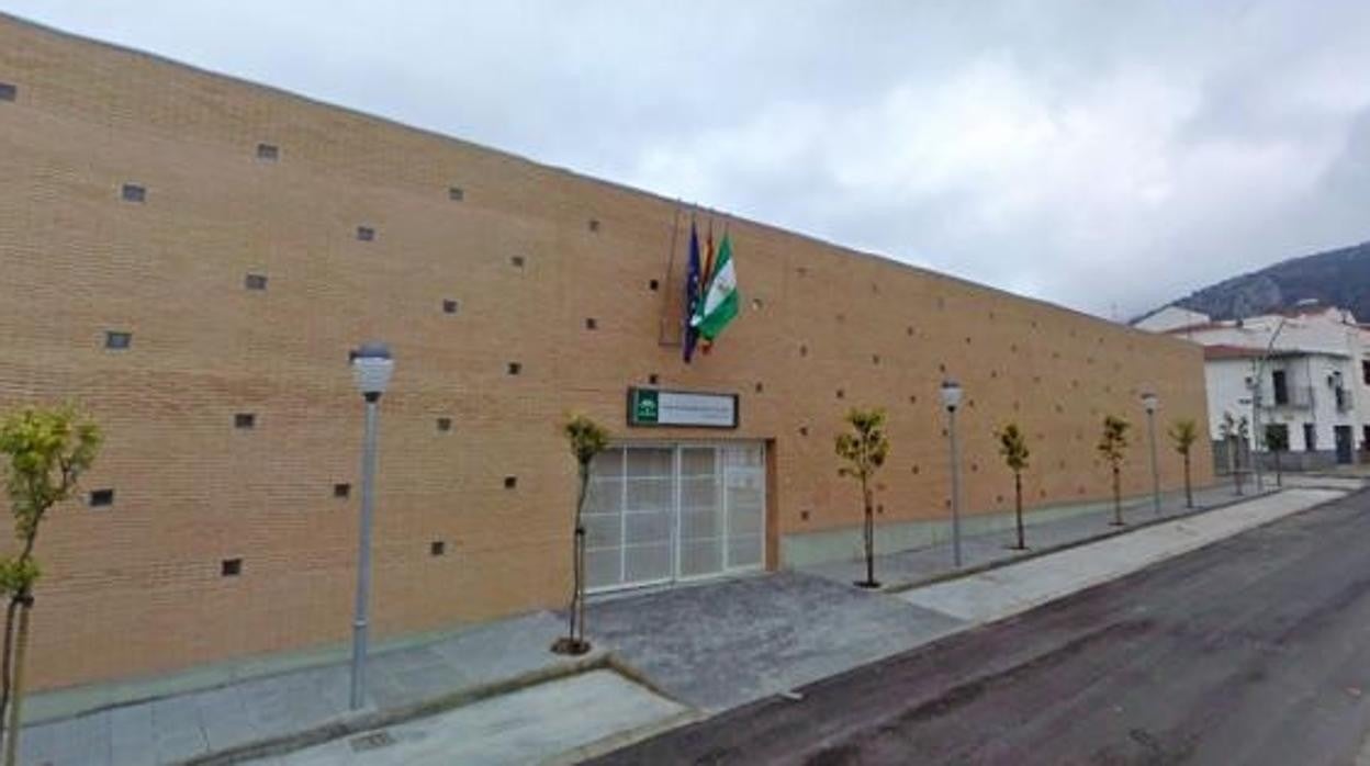 Colegio Alcalá Galiano de Doña Mencía, en una imagen de Google Street View