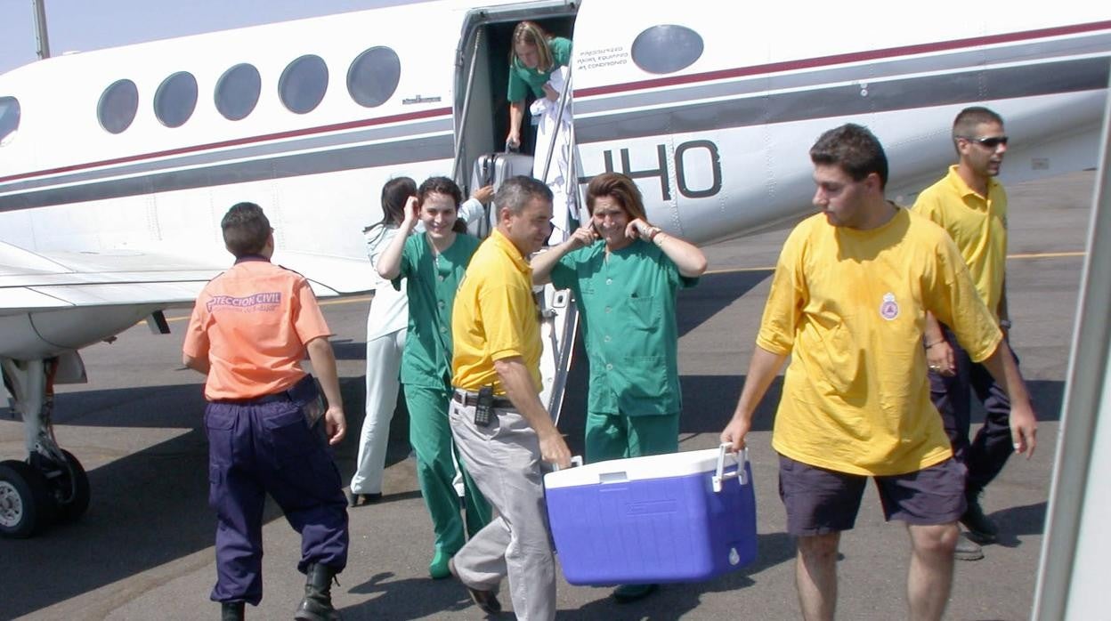 Traslado en un aeropuerto de órganos para un trasplante