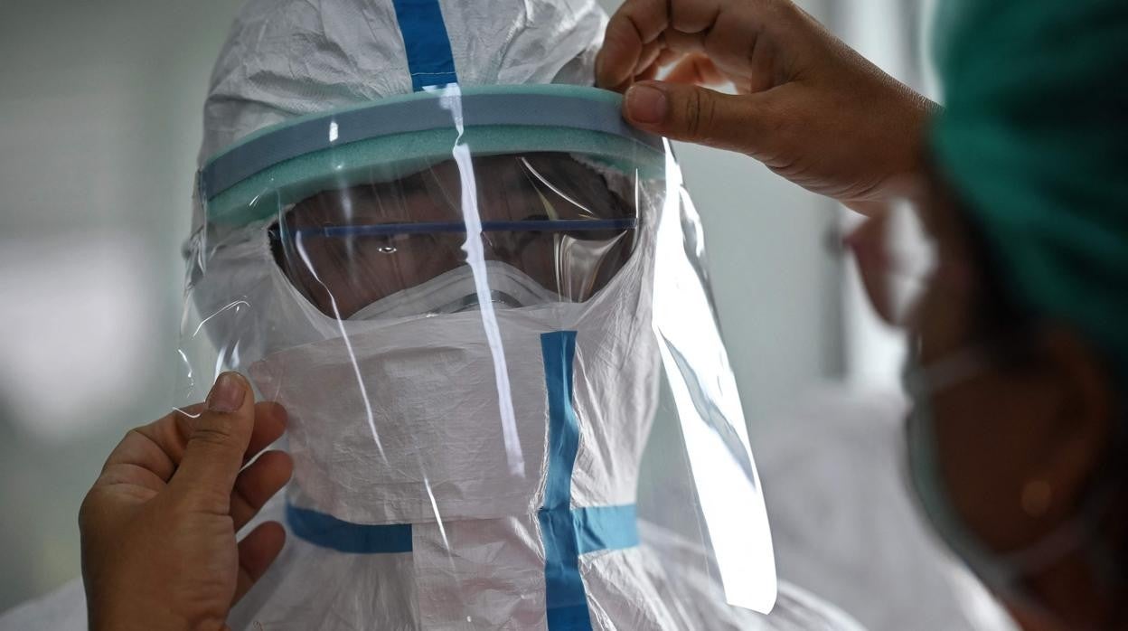 En Andalucía hay 1.355 pacientes de Covid hospitalizados, de los cuales 292 están en UCI