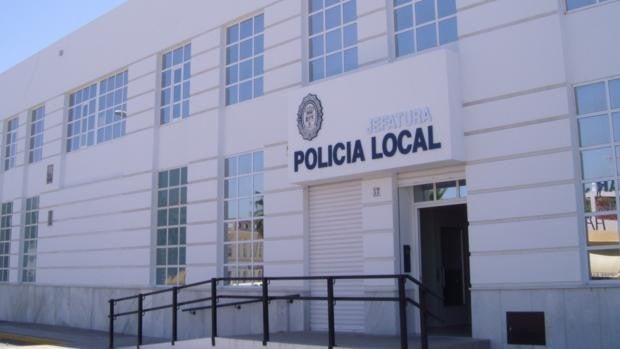 Investigación por presunta corrupción policial en Lepe:  siete agentes y un colaborador implicados