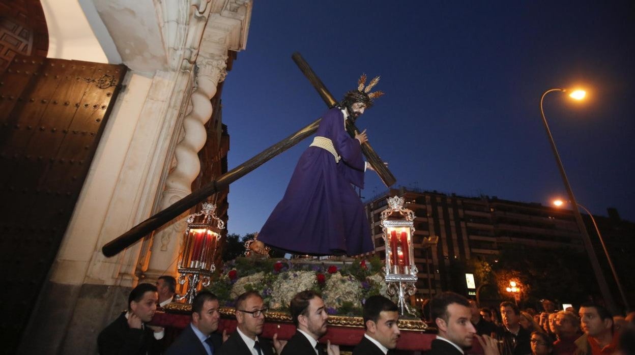 El Señor del Soberano Poder, durante el Vía Crucis de 2019