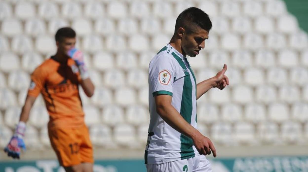 Jesús Álvaro durante un partido de esta temporada