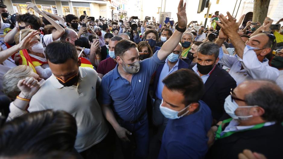 Santiago Abascal (Vox), a Juanma Moreno en Córdoba: «Ciudadanos es poco fiable, mejor convocar elecciones»