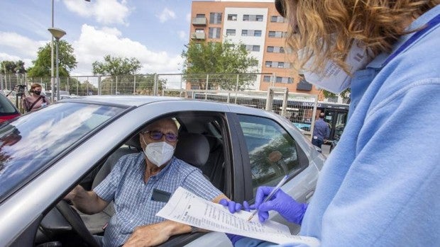 La desescalada y la movilidad se deciden hoy en Andalucía con tres provincias en riesgo extremo