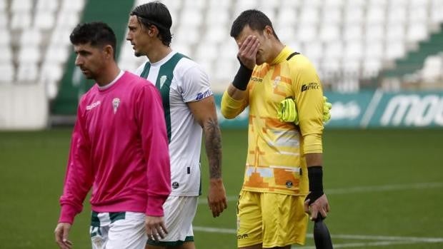 El Córdoba CF, a un paso del abismo y la cuarta categoría nacional