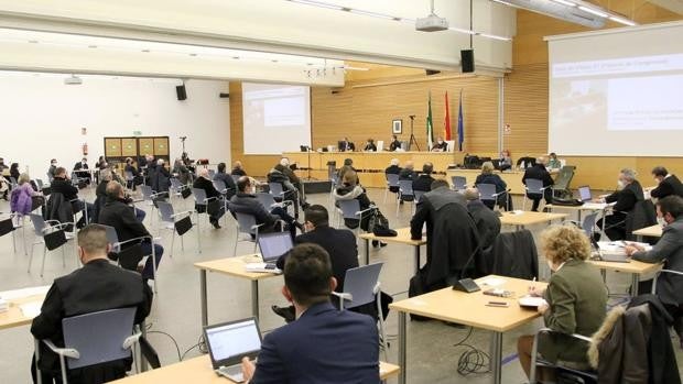 Caso Poniente: un inspector de Hacienda confirma que Abengoa facturó 30 millones de facturas «inventadas»