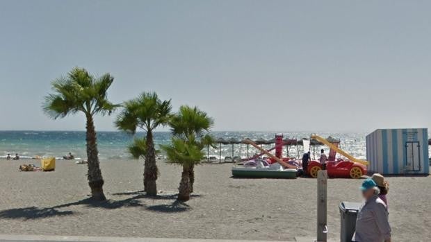 Muere un joven ahogado en la playa de Salobreña