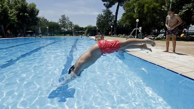 ¿Cuándo abren sus piscinas los clubes sociales de Córdoba?