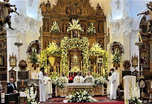 Eucaristía por el Corpus celebrada en Priego este jueves