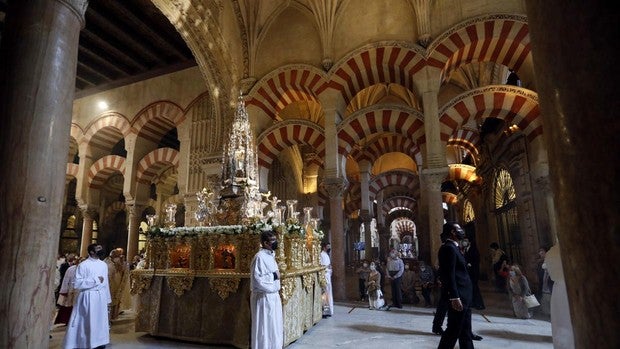 El Corpus Christi, la procesión que resiste a la pandemia en Córdoba