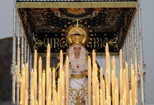 La Virgen de las Lágrimas, en su paso de palio