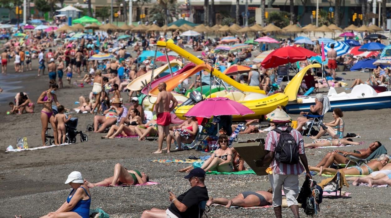 Una playa de Málaga capital el pasado fin de semana