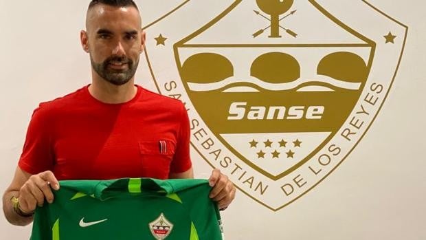 Fichajes Córdoba CF | El equipo blanquiverde ficha al portero Felipe Ramos y al lateral José Ruiz