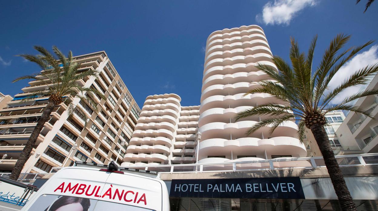 Hotel donde están confinados los estudiantes