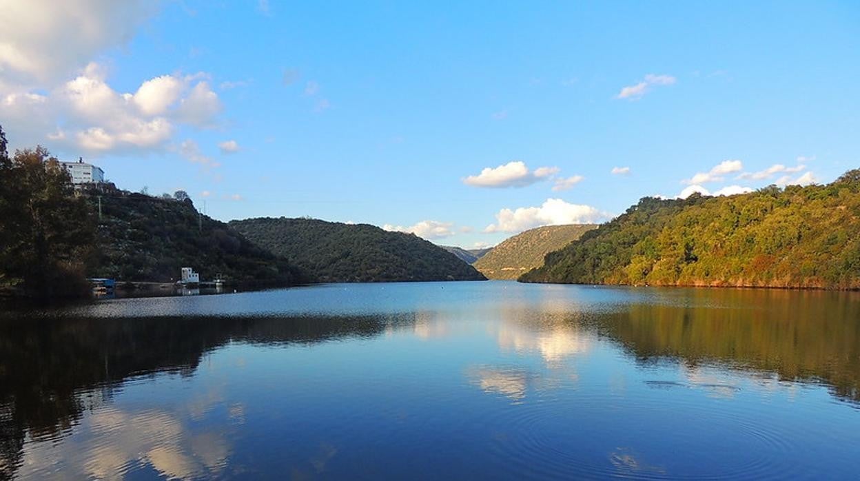 Río Bembézar a su paso por el término municipal de Hornachuelos