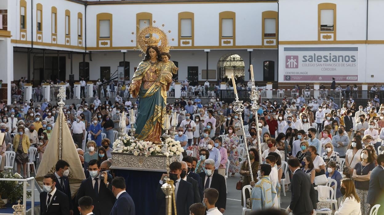 María Auxiliadora, durante la misa celebrada en el patio del colegio Salesianos el 24 de mayo de 2021