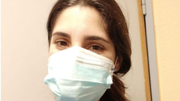 Ana Cebrero, 26 años: «Un año después aún necesito un inhalador por el Covid»