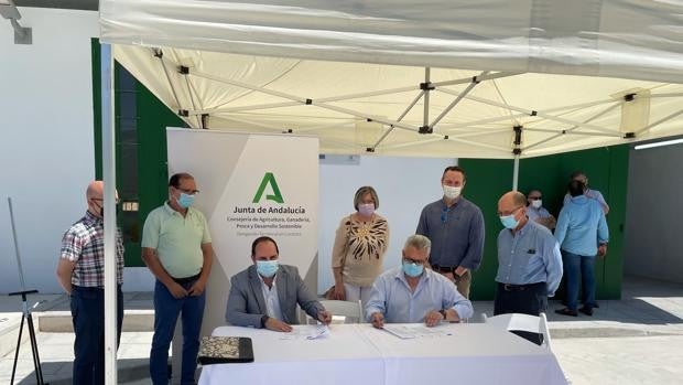 La Junta entrega la nueva estación depuradora de Doña Mencía tras invertir 2 millones