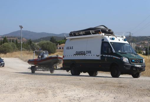 La Policía Nacional asegura que «no vamos a escatimar en medios» hasta encontrar al desaparecido en el Lago Azul de Córdoba