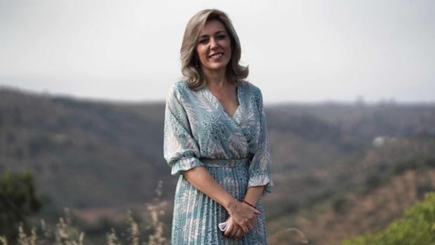 Ana Romero: «Es pronto para primarias en el PSOE; no hay que desprenderse de personas como Antonio Ruiz»