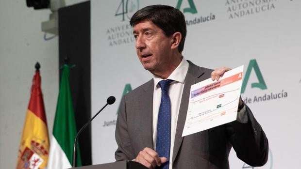 Juan Marín «no pondrá en la calle» a los trabajadores de la 'administración paralela' de la Junta de Andalucía tras las auditorías