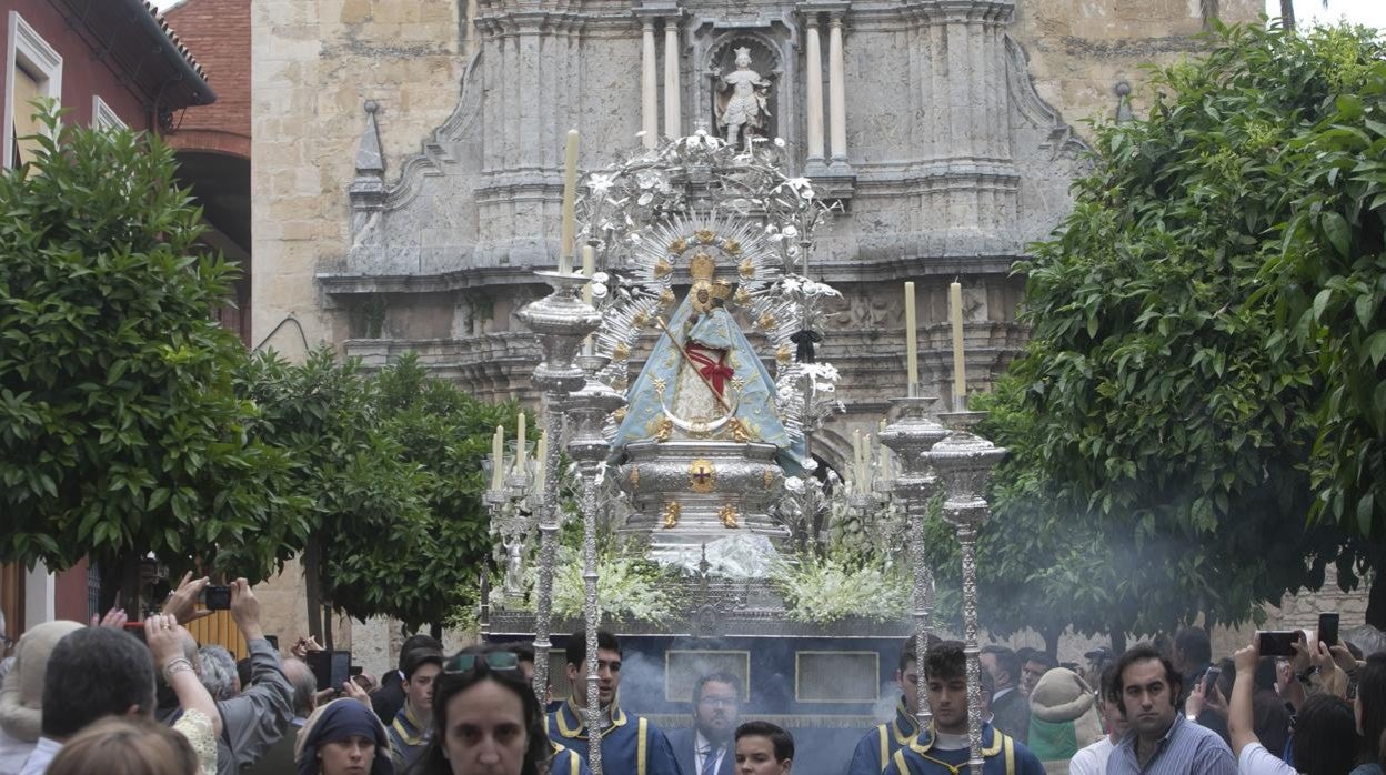 La Virgen de la Cabeza en procesión en Córdoba el 5 de mayo de 2019