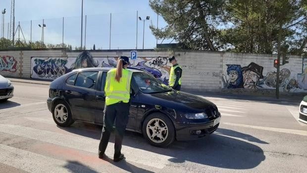 Un hombre de 77 años fallece ahogado en una piscina en Baena (Córdoba)